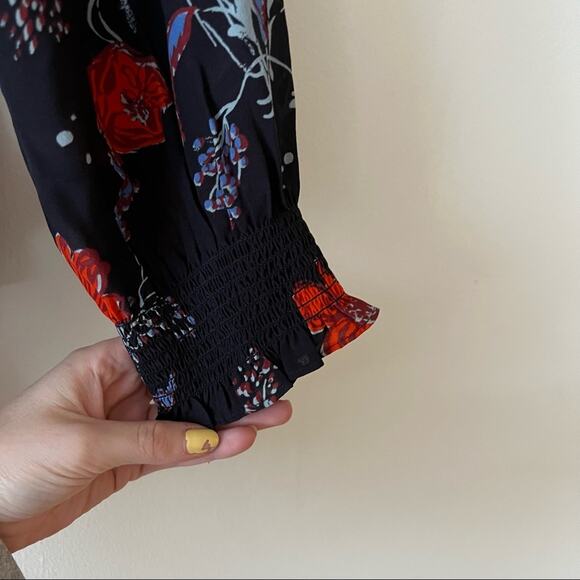 Madewell Silk Smocked-Sleeve Dark Floral Print Wrap Top - Picture 6 of 7